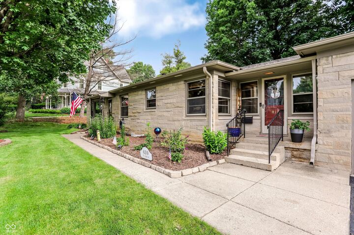 Property Photo:  410 W Ash Street  IN 46077 