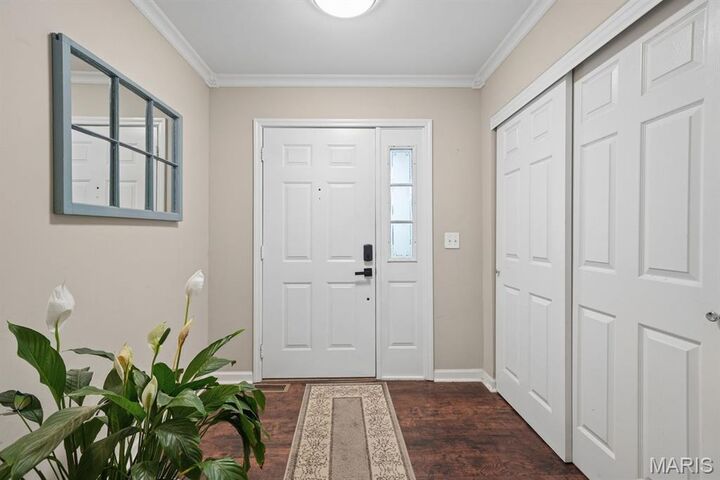 Property Photo:  207 Flynn Court  MO 63376 