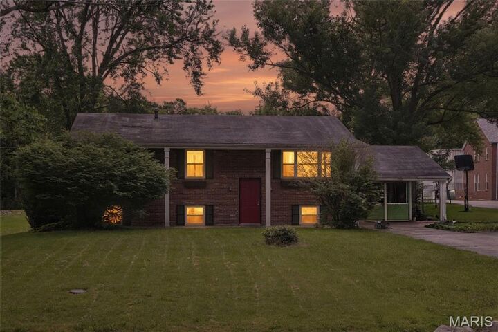 Property Photo:  205 Old Sugar Creek Road  MO 63026 