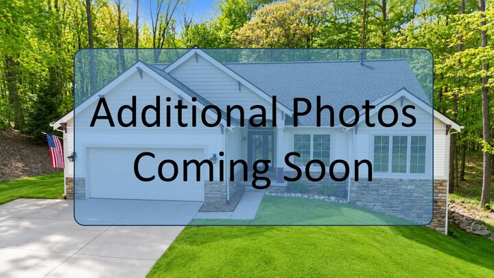 Property Photo:  712 Glen Oak Drive  MI 48158 