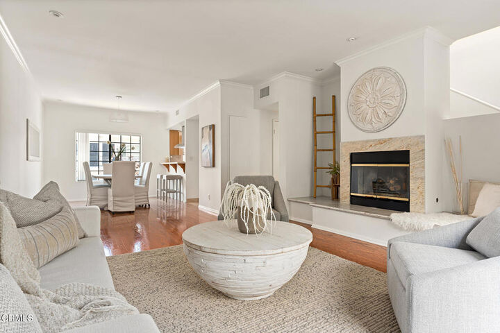 Property Photo:  515 S Madison Avenue 3  CA 91101 