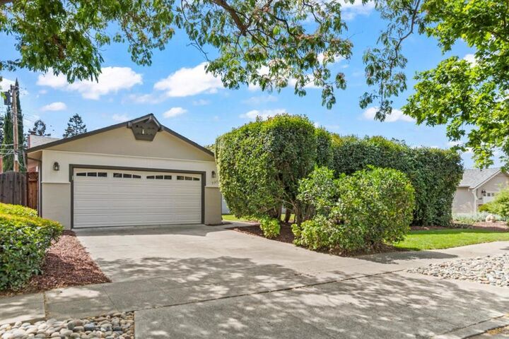 Property Photo:  737 Hamann Drive  CA 95117 