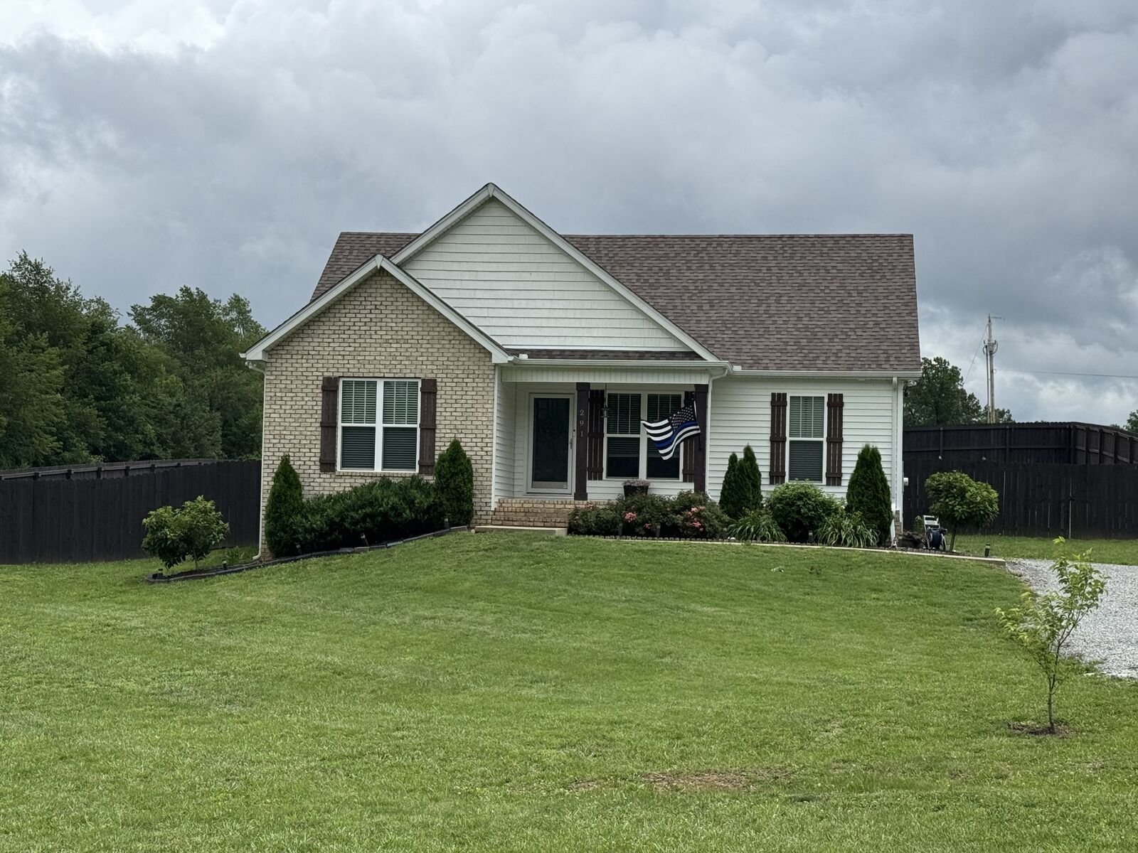 Property Photo: 291 Dorris Rd TN 37148