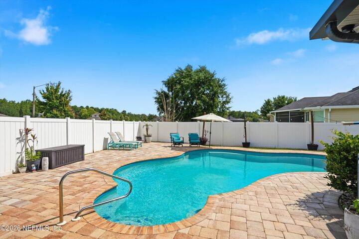 Property Photo:  4332 Song Sparrow Drive  FL 32068 