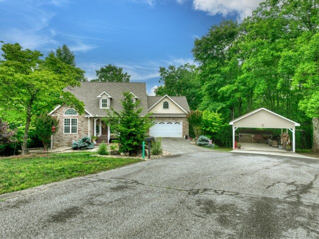 Property Photo:  113 Dundee Drive  GA 30512 