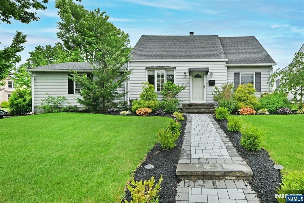 Property Photo: 575 Allwood Road NJ 07012