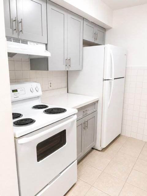 Property Photo: 115 West Esplanade Avenue 10 LA 70005