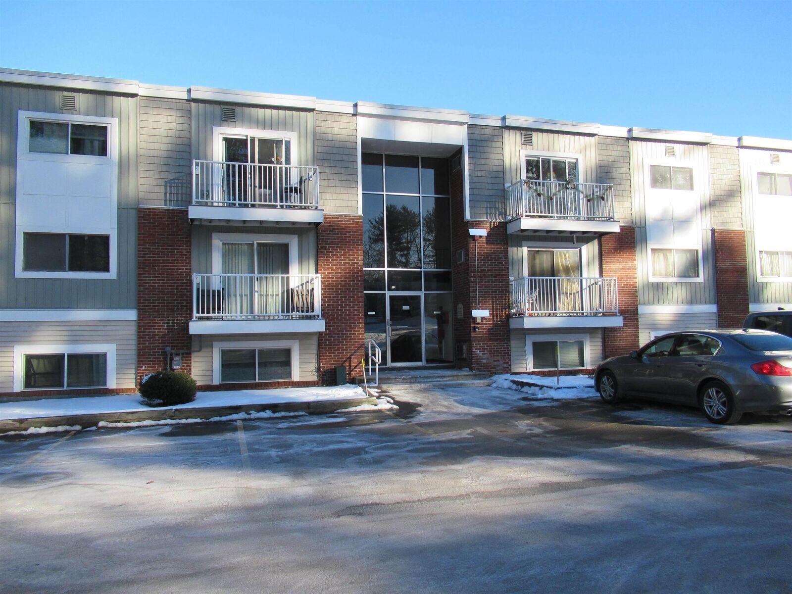 Property Photo: 189 N. Capitol Hill Drive NH 03053