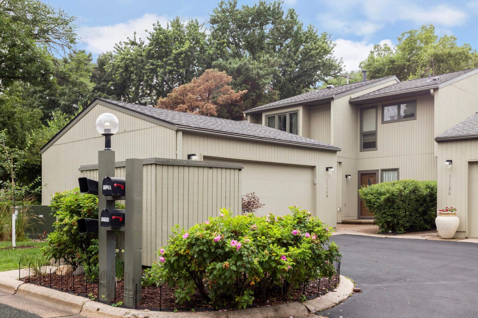Property Photo: 11140 Abbott Lane MN 55343