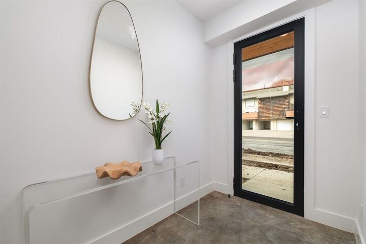 Property Photo:  4303 Cedar Springs Road 105  TX 75219 