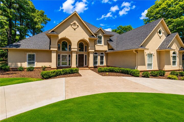 Property Photo:  2613 W Green Acres Road  AR 72758 