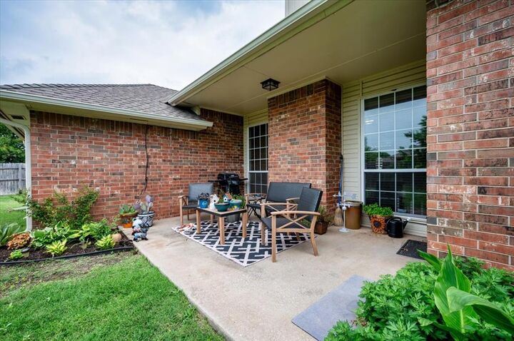 Property Photo:  2912 Astor Drive  OK 73072 