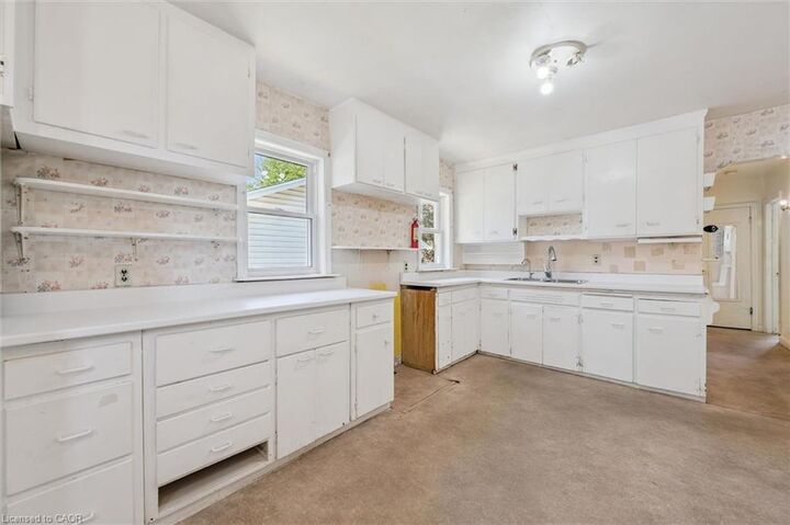 Property Photo:  288 Margaret Avenue  ON N2H 4J7 