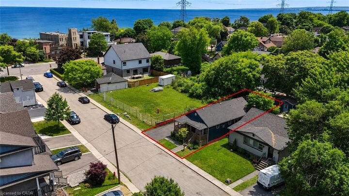 Property Photo: 4 Rembe Avenue ON L8H 7G6