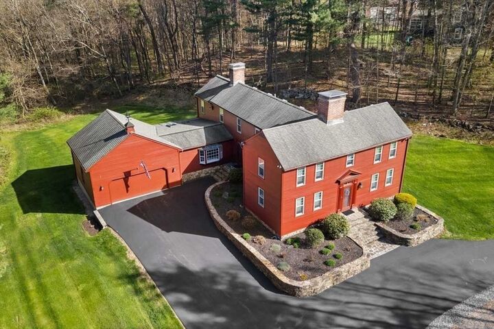 Property Photo: 9 Bay Path Dr MA 01505