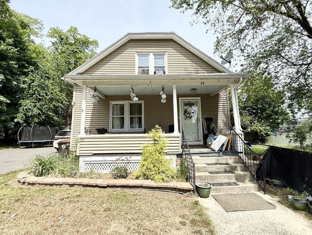 Property Photo: 14 Ellington St MA 01001