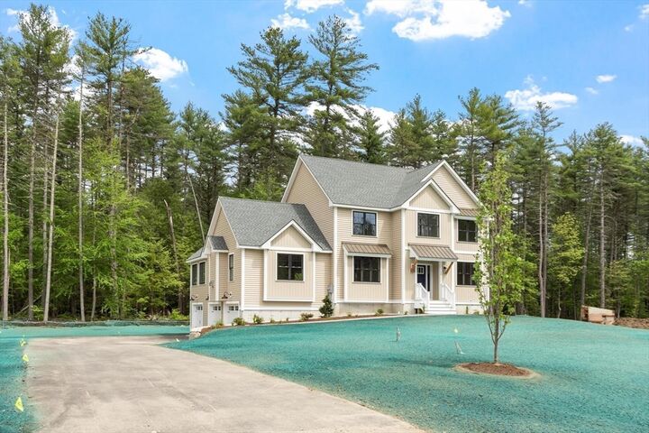Property Photo:  16 Unkety Brook Way  MA 01827 