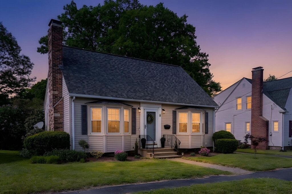 Property Photo:  8 Merriweather Rd  MA 01602 