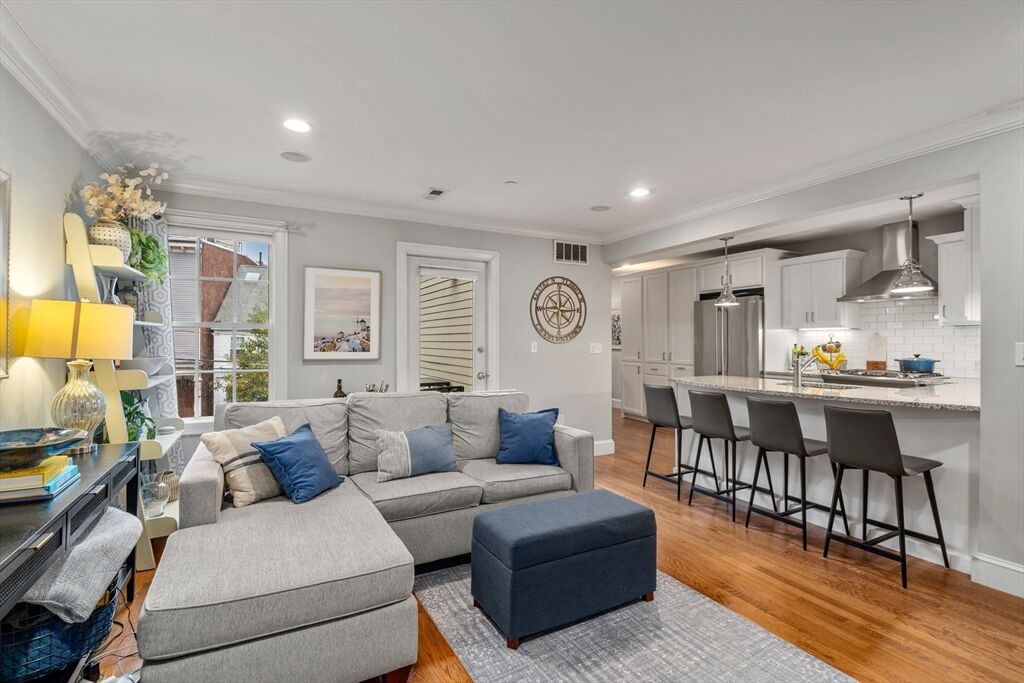 Property Photo:  47 Soley Street 2  MA 02129 