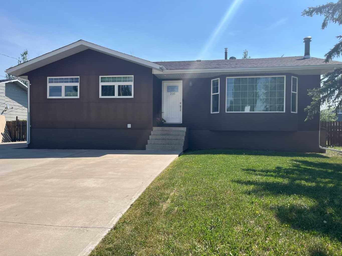 Property Photo: 235S 50 W AB T0K 2S0