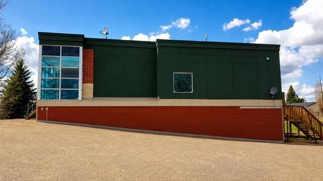 Property Photo: 1810 25 Avenue AB T0M 0V0