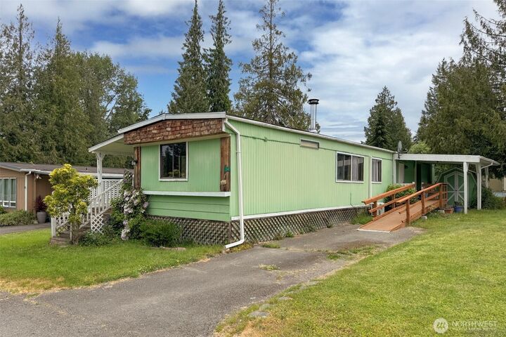 Property Photo: 90 Baywood Village 34 WA 98382