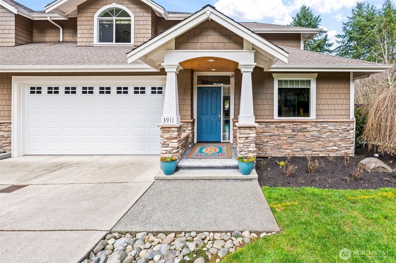 Property Photo: 3911 62nd Street NW WA 98335