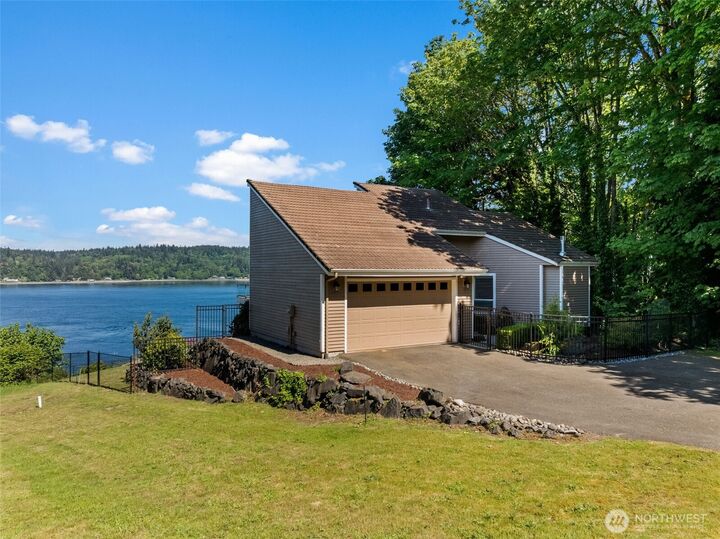 Property Photo: 13221 3rd Avenue Ct NW WA 98332