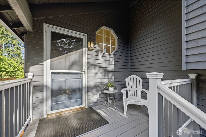 Property Photo:  23707  Meridian Place W  WA 98021 