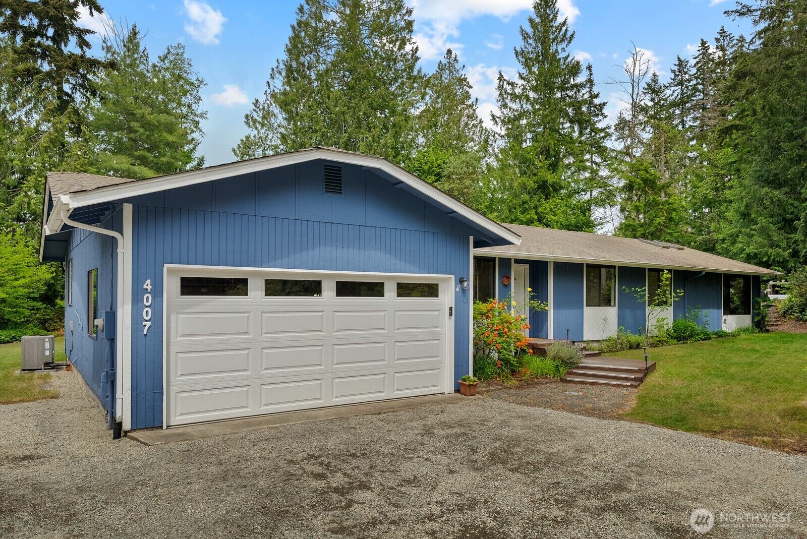 Property Photo: 4007 105th Street Ct WA 98332