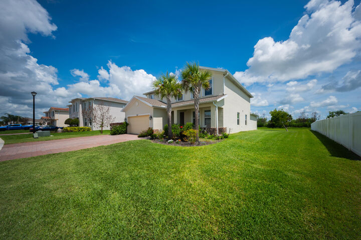 Property Photo:  7647 NW Old Grove Lane  FL 34987 