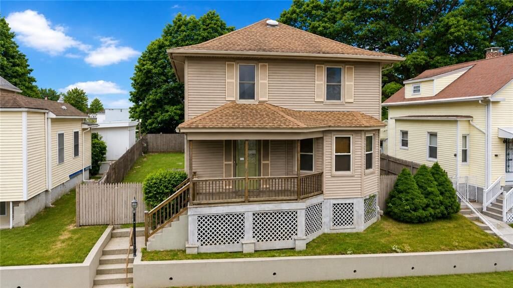 Property Photo:  17 Woodward Avenue  RI 02914 