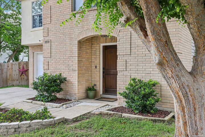 Property Photo:  8810 Bridgefield  TX 78240 