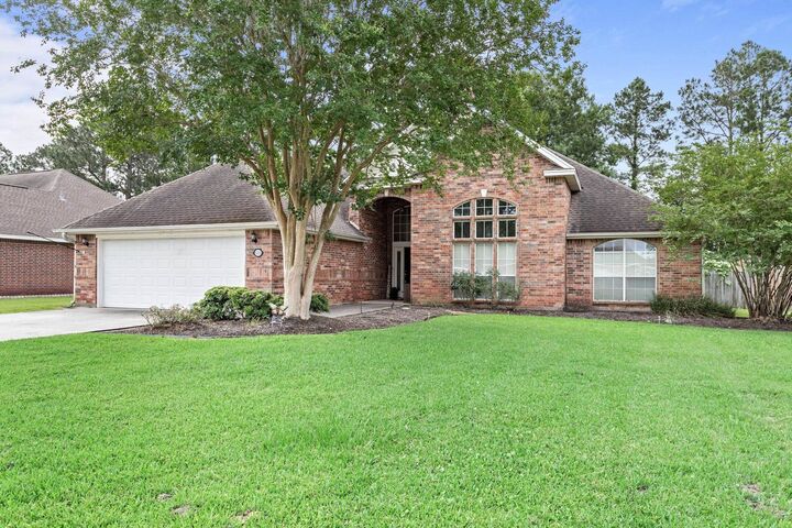 Property Photo:  6335 Jenny Ln.  TX 77657 