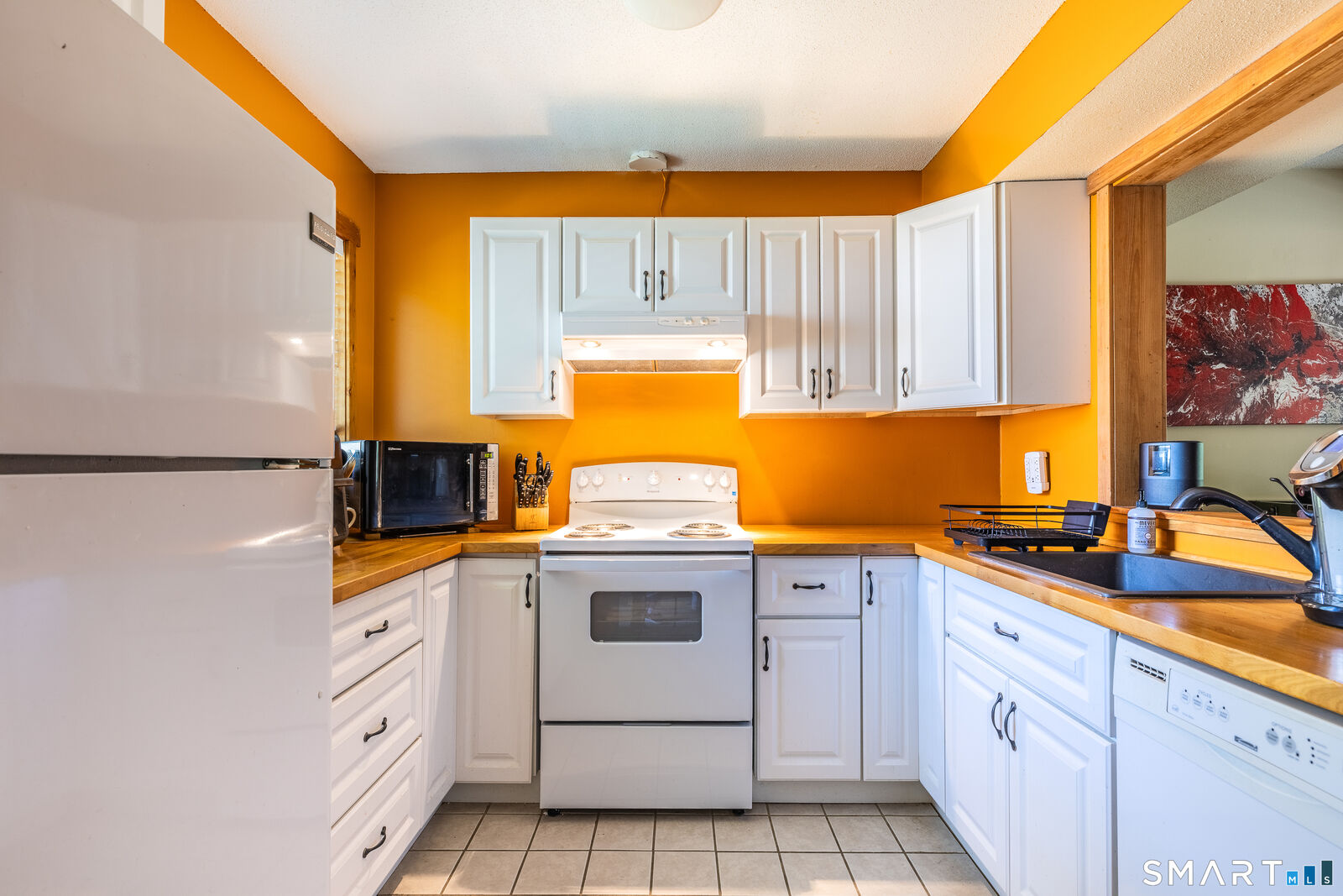 Property Photo: 4 Woods Way 4 CT 06798