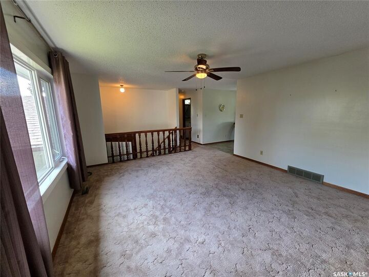 Property Photo: 613 2nd Street W SK S9X 1E6
