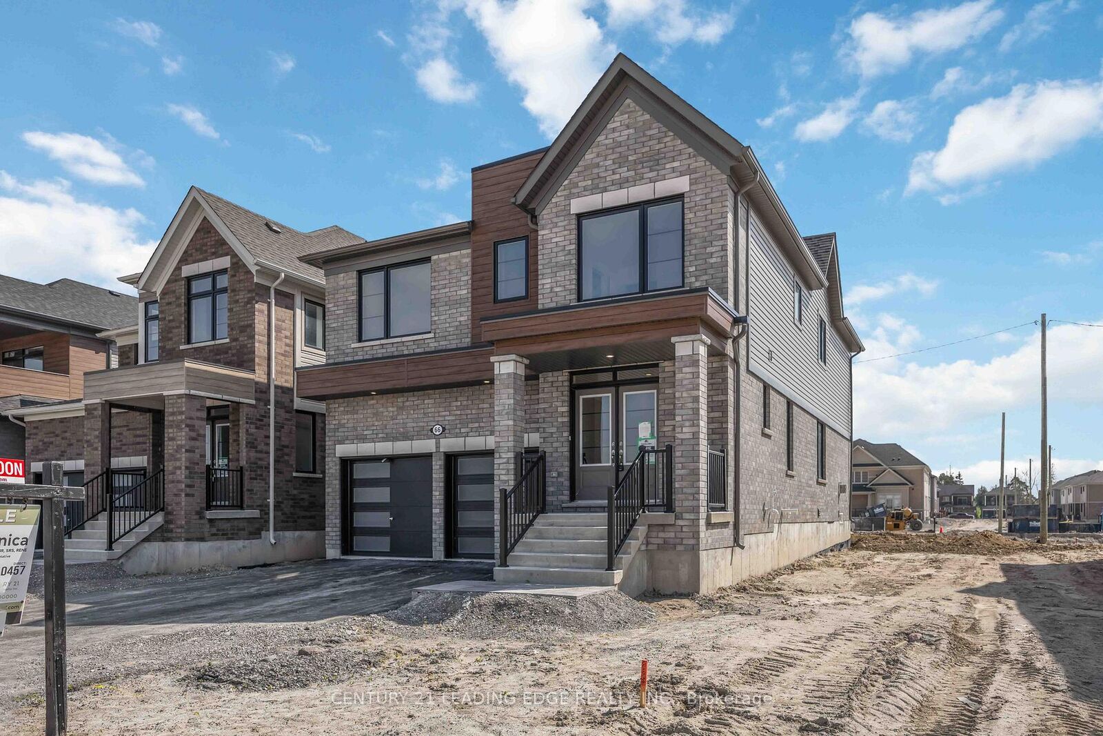 Property Photo:  66 Donald Cameron Crescent  ON L1E 0M4 
