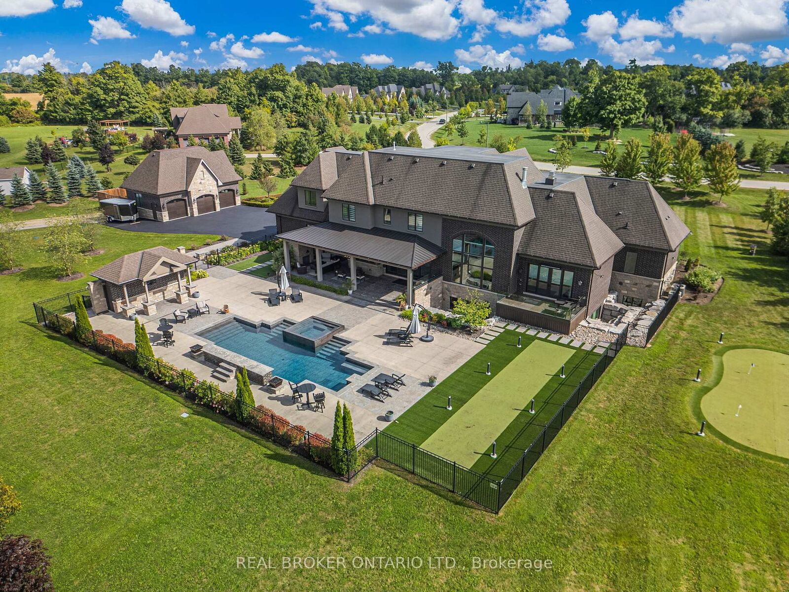 Property Photo: 26 Autumn Circle ON L0P 1H0