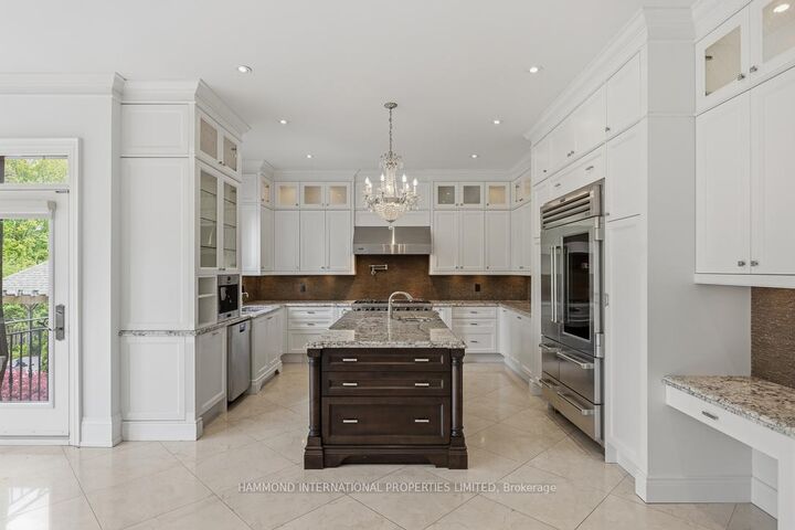 Property Photo: 40 Maryvale Crescent ON L4C 6P8