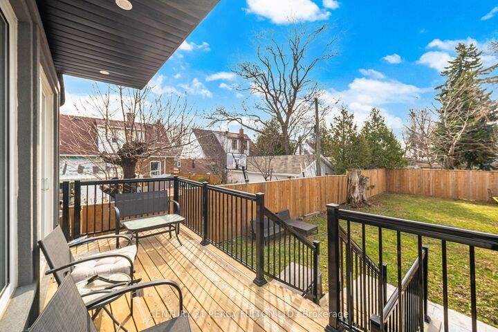 195 Danforth Road — photo 1