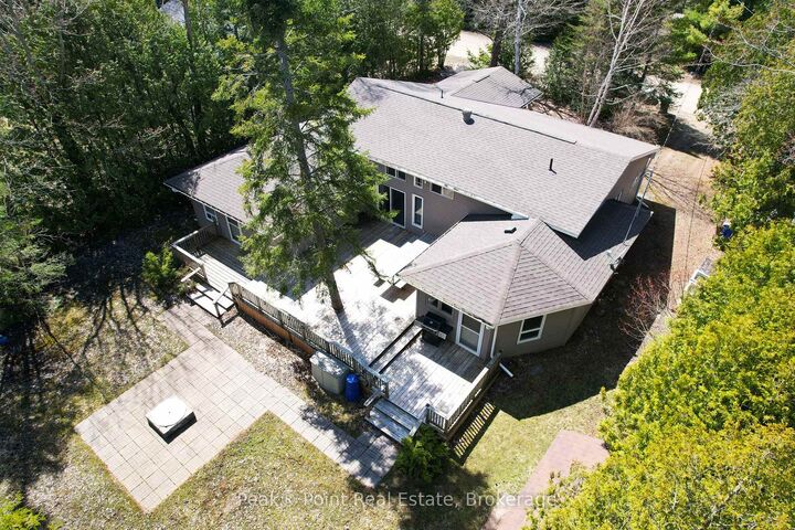 Property Photo: 7 3rd Avenue S ON N0H 2G0