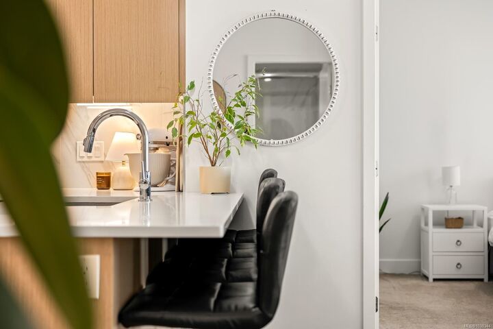 Property Photo: 3070 Kilpatrick Ave 308 BC V9N 0G7