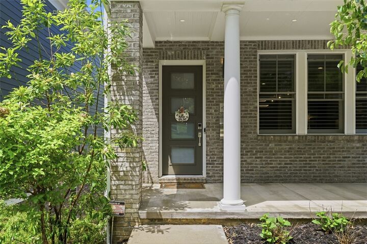 Property Photo:  446 Sweetbriar St  PA 15211 