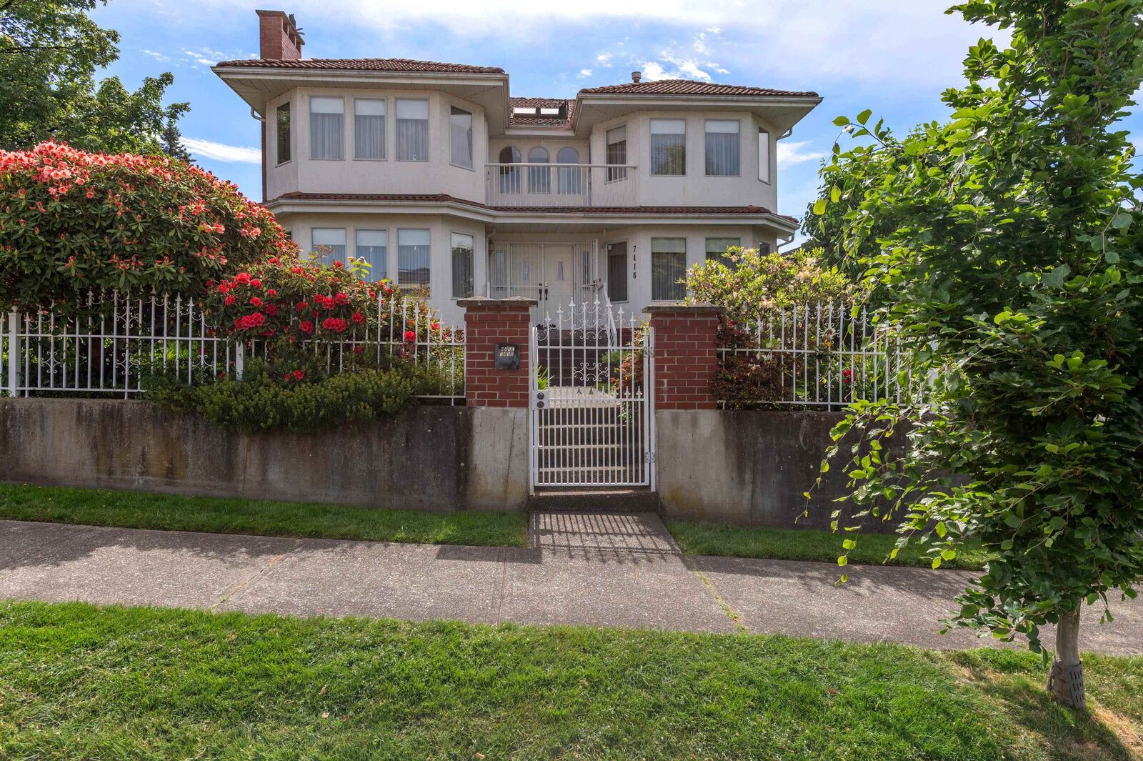 Property Photo:  7416 Jasper Crescent  BC V5P 3S5 