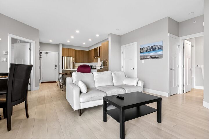 Property Photo: 4690 Hawk Lane 414 BC V4M 0C4