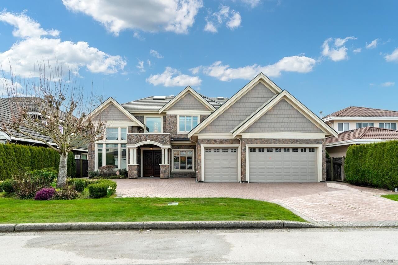 Property Photo:  55xx Chemainus Drive Suite  BC V7C 3B8 