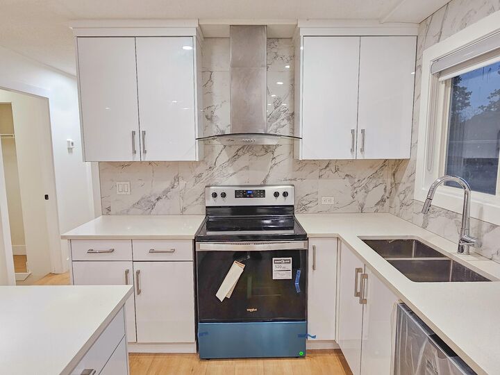 Property Photo: 9335 Jackson Street BC V2P 3X2
