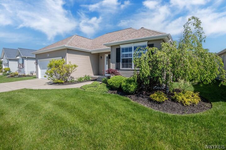 Property Photo: 85 Cottagewood Lane NY 14072