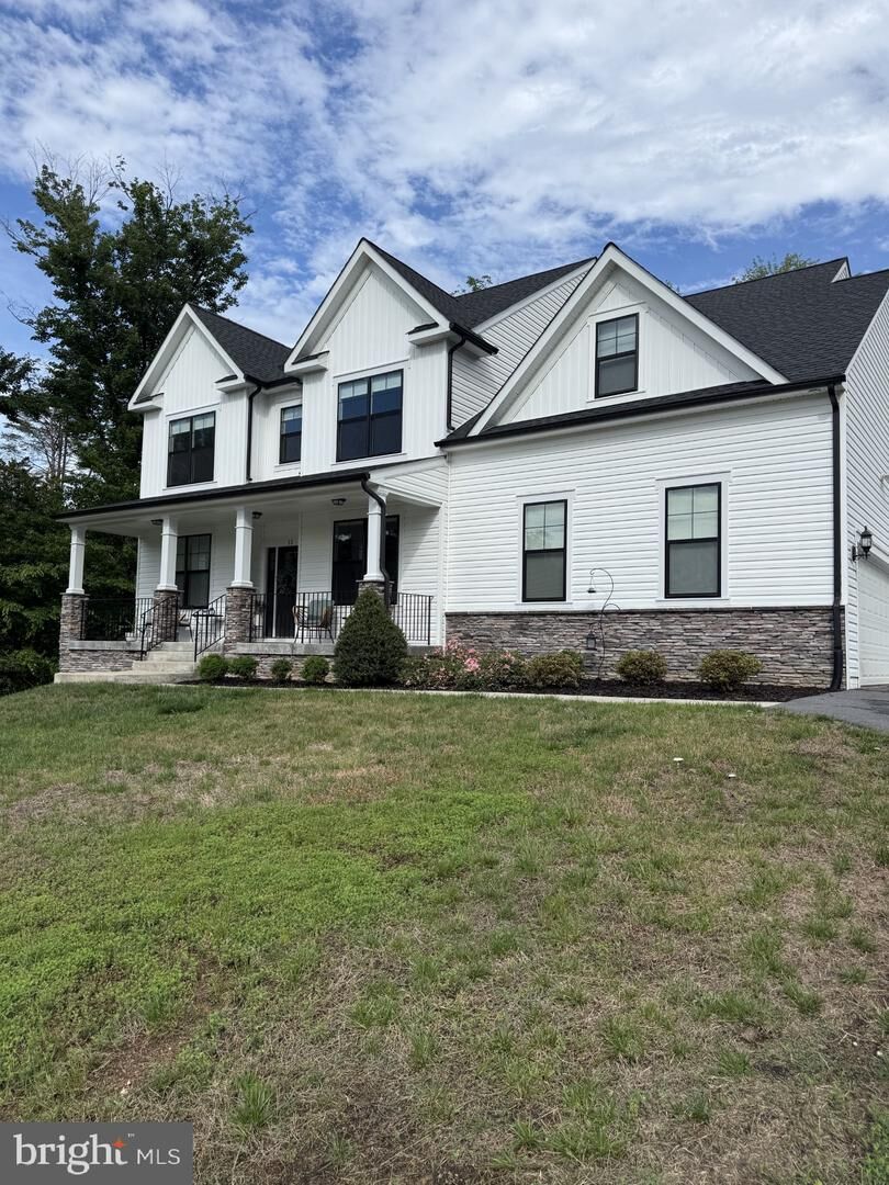 Property Photo:  15 Grove Lane  VA 22406 
