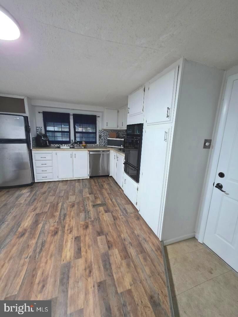 Property Photo:  1762 Crown Point Rd. 2310 B,  NJ 08086 